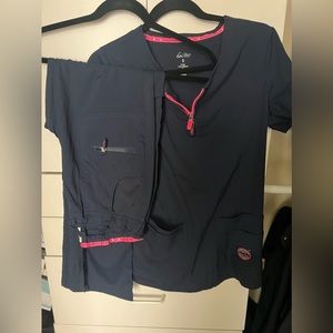 Koi scrub top + pants. NWOT. Size small